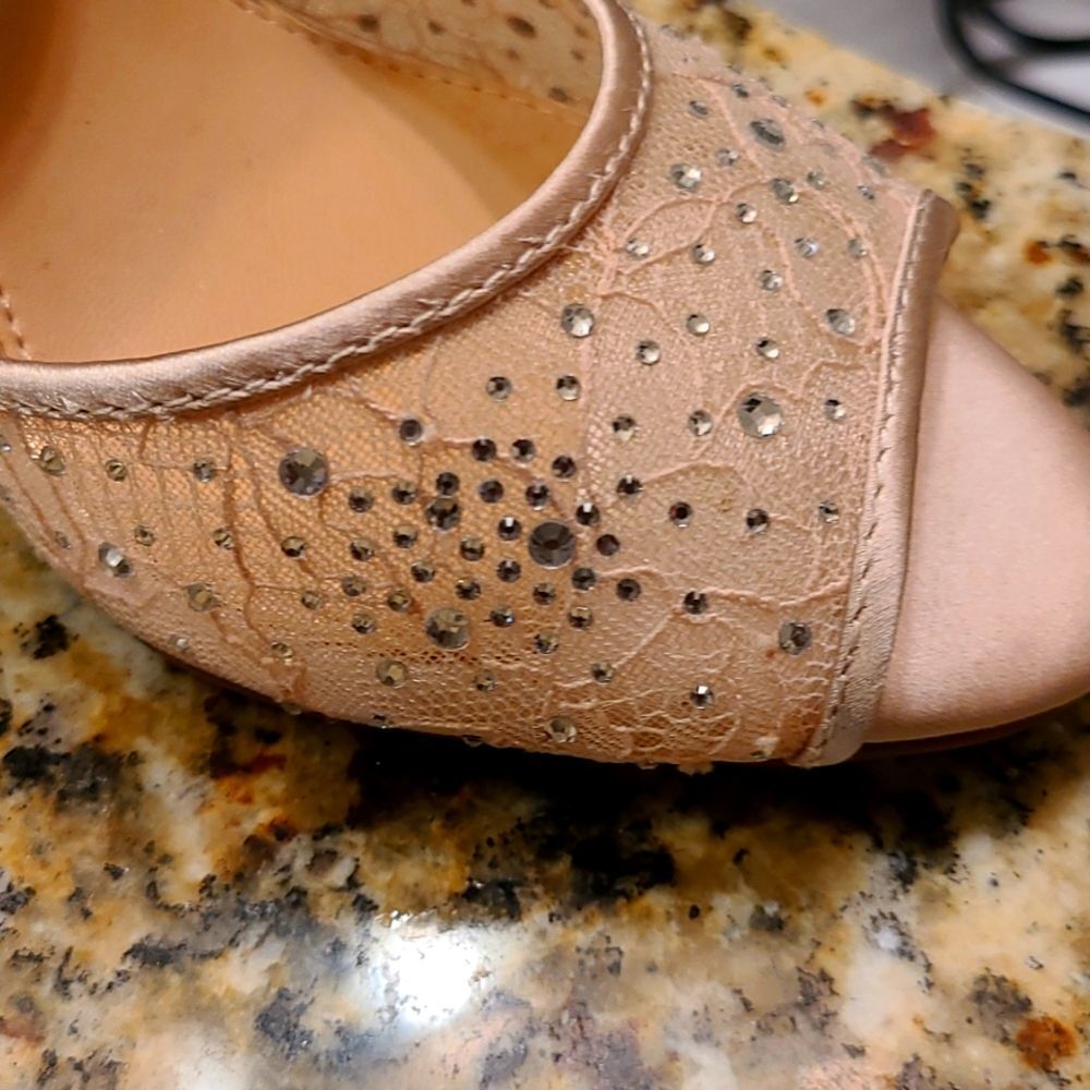 NWOT Badgley Mischka-Jewelry, Justina Heels Size 7.5 - Picture 4 of 10